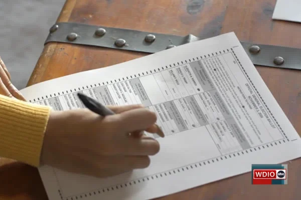 New law aims to help college voters